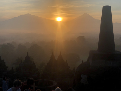 死ぬまでに見たい神秘の絶景